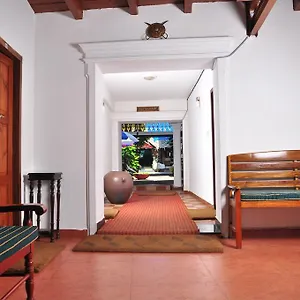 2* Bed & Breakfast Toms Old Mansion